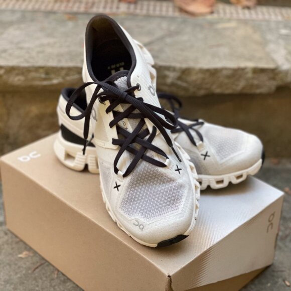 On Cloud X 3 Running Shoes - Picture 10 of 12